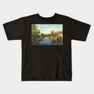 The Thames at Ray Mill Island Kids T-Shirt